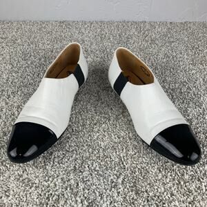John Fluevog Gladice Womens Size 7 Black White Kitten Heel Slip On Bootie